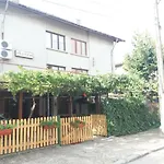 Astra Konukevi